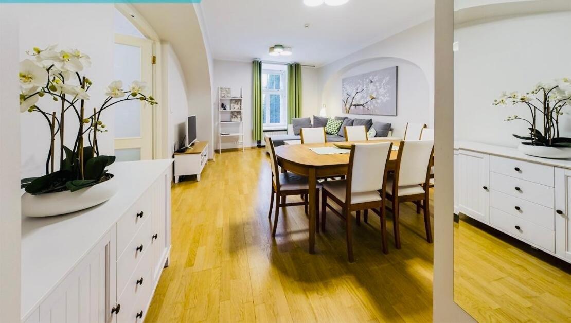 Tallinnhousing Knights And Nobility -3 Bdr Home Talin Exterior foto
